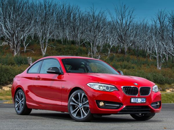 Адреналиновая &laquo;двушка&raquo;: BMW 220i решила дотянутся до старших моделей
